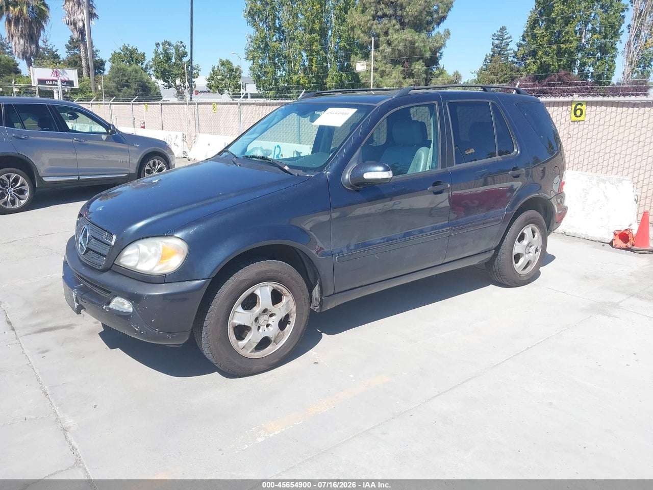 2003 MERCEDES-BENZ ML 350   · 2/11