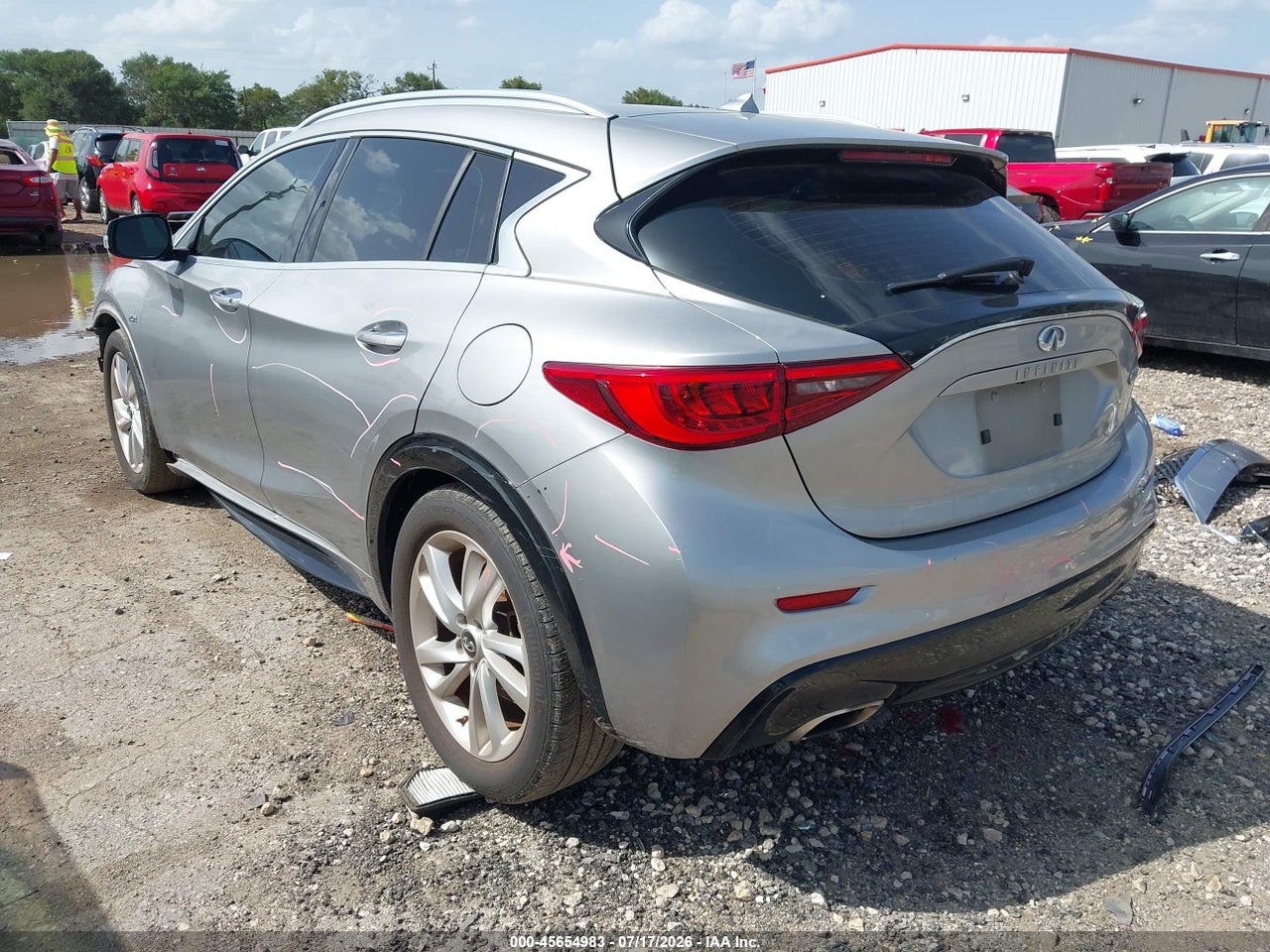 2019 INFINITI QX30 LUXE · 3/11
