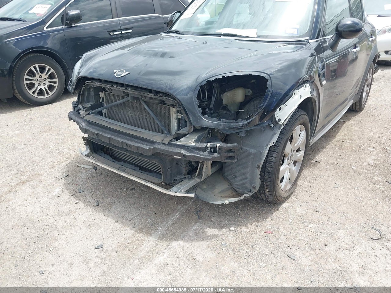 2019 MINI COUNTRYMAN COOPER · 6/11