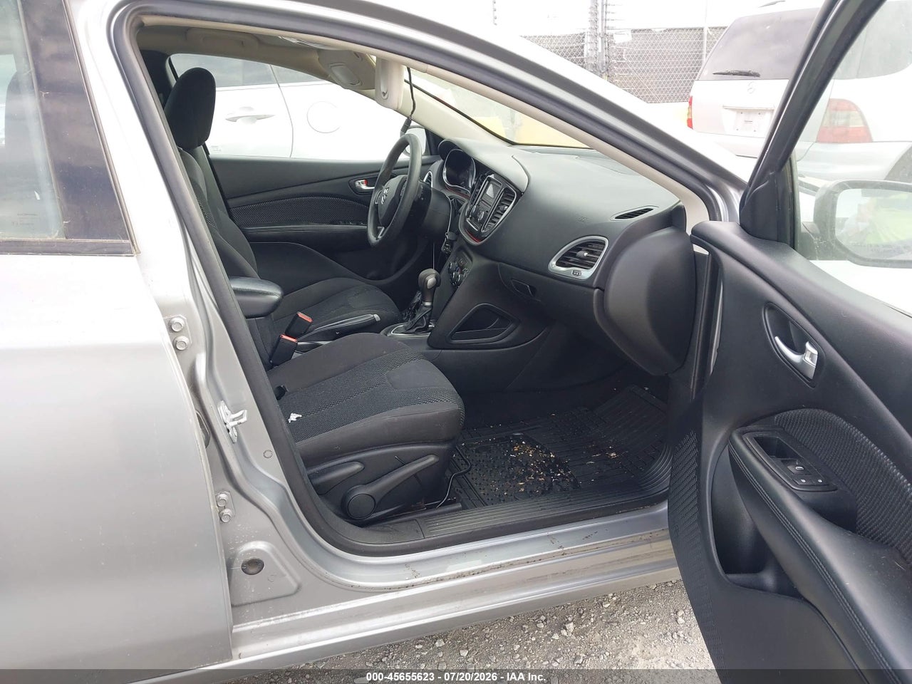 2015 DODGE DART SE · 5/11