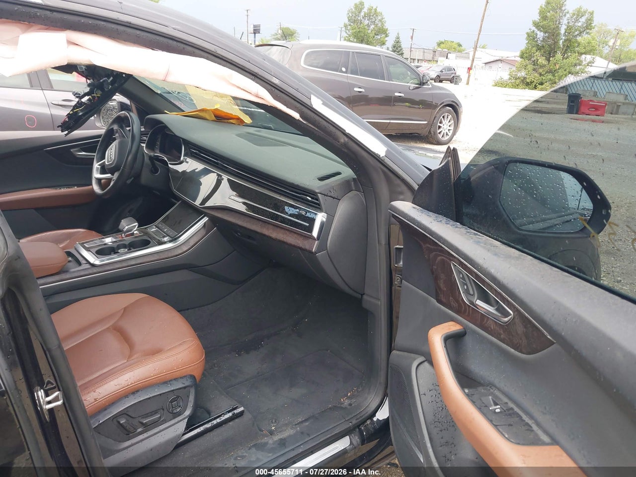 2020 AUDI Q8 PREMIUM PLUS 55 TFSI QUATTRO TIPTRONIC · 5/10
