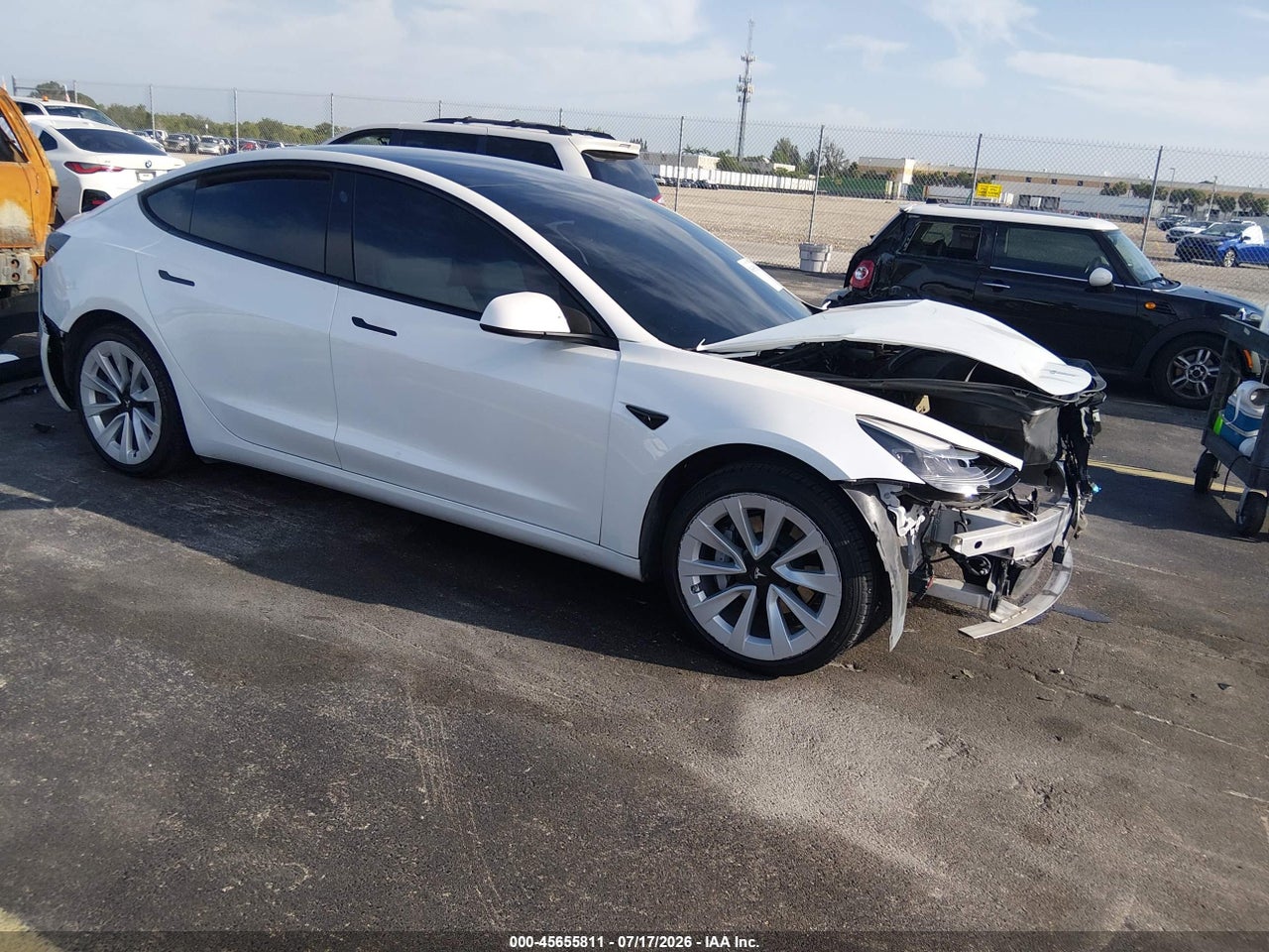 5YJ3E1EA9NF****** · 2022 TESLA MODEL 3 REAR-WHEEL DRIVE