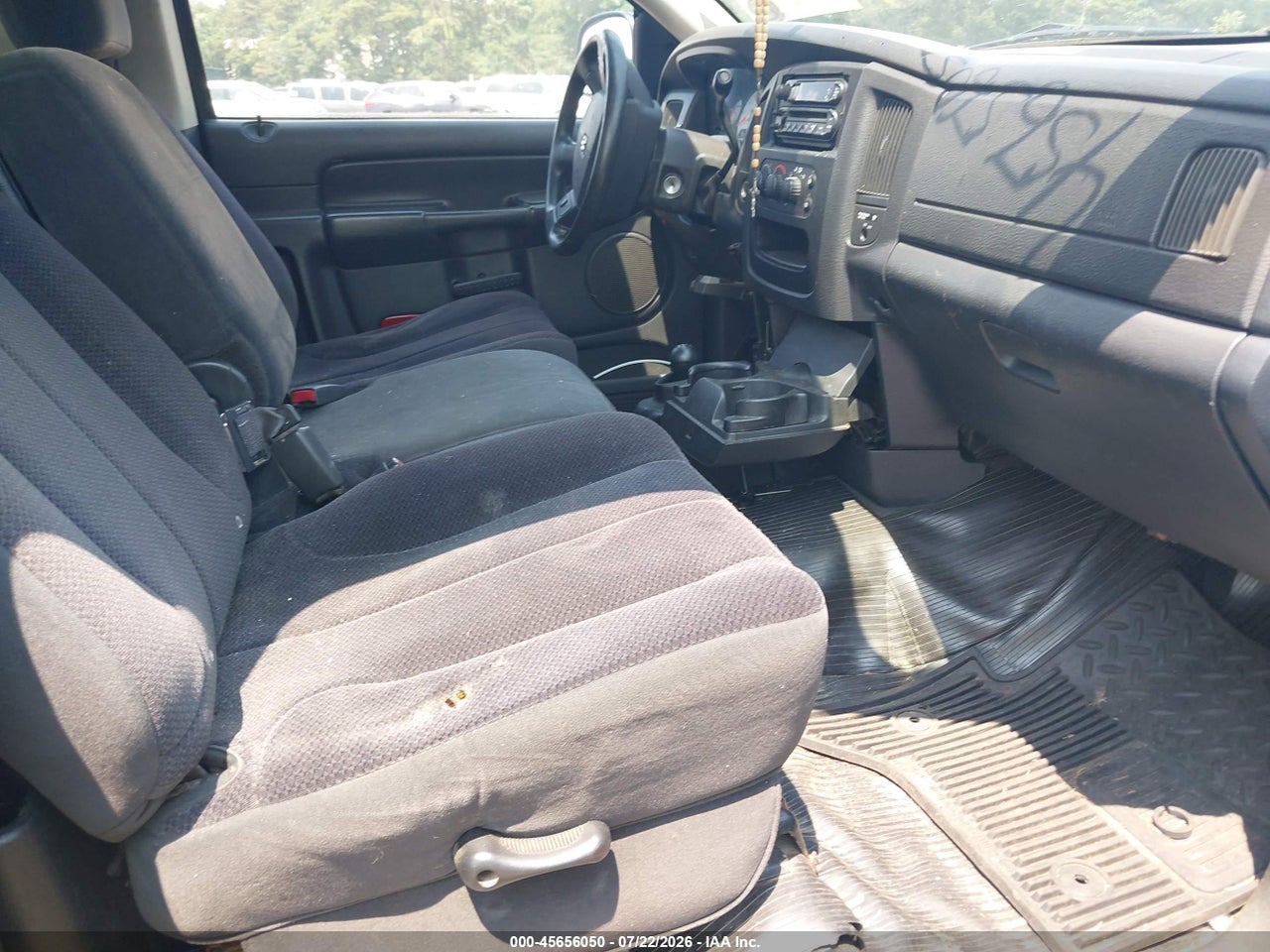 2004 DODGE RAM 1500 ST/SLT · 5/11