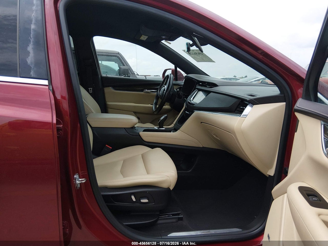 2017 CADILLAC XT5 STANDARD · 5/11