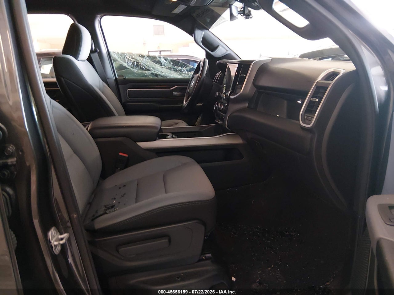 2022 RAM 1500 BIG HORN  4X2 5'7 BOX · 5/11
