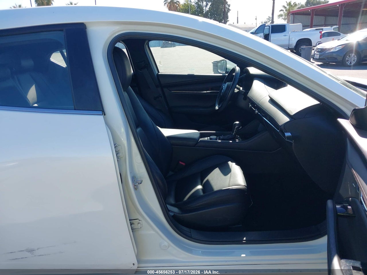 2019 MAZDA MAZDA3 PREFERRED PACKAGE · 5/11