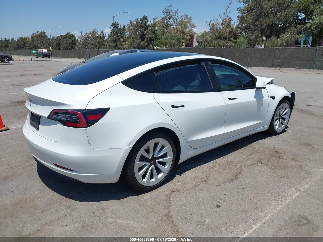 2021 TESLA MODEL 3 STANDARD RANGE PLUS REAR-WHEEL DRIVE · 4/9
