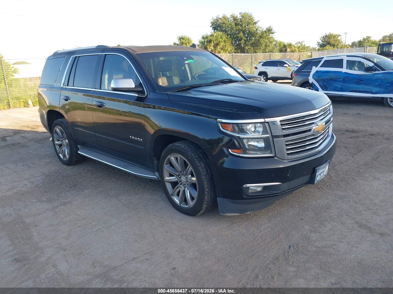 1GNSCCKC5FR****** · 2015 CHEVROLET TAHOE LTZ