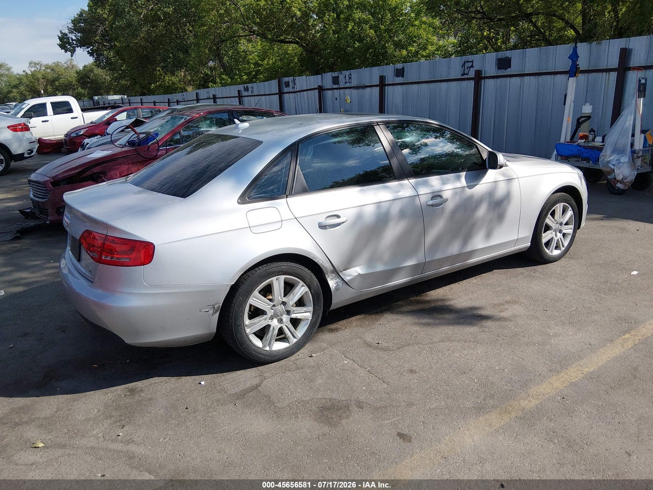 2011 AUDI A4 2.0T PREMIUM · 4/11