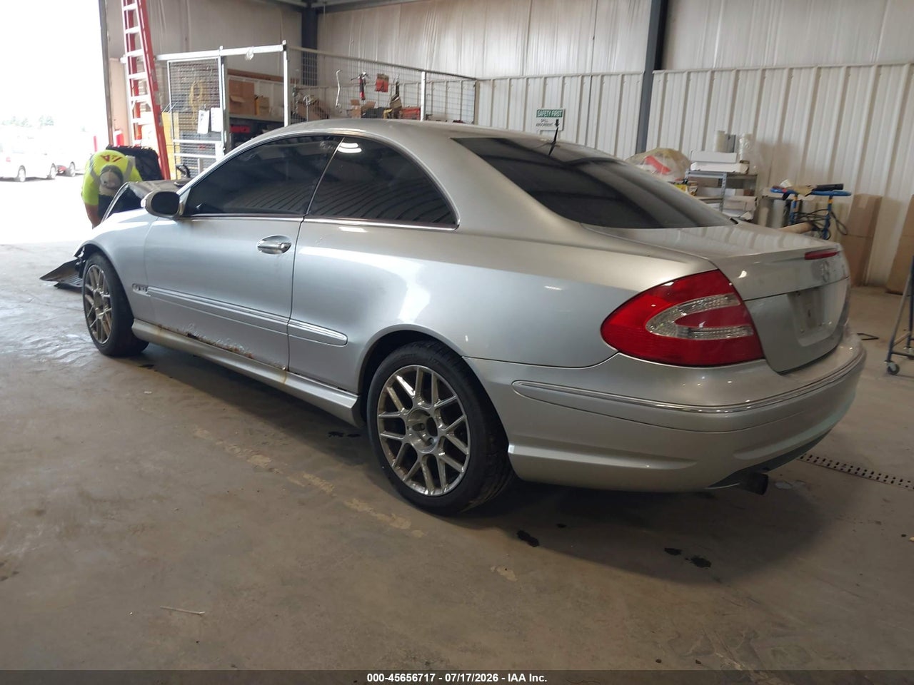 2004 MERCEDES-BENZ CLK 500   · 3/10