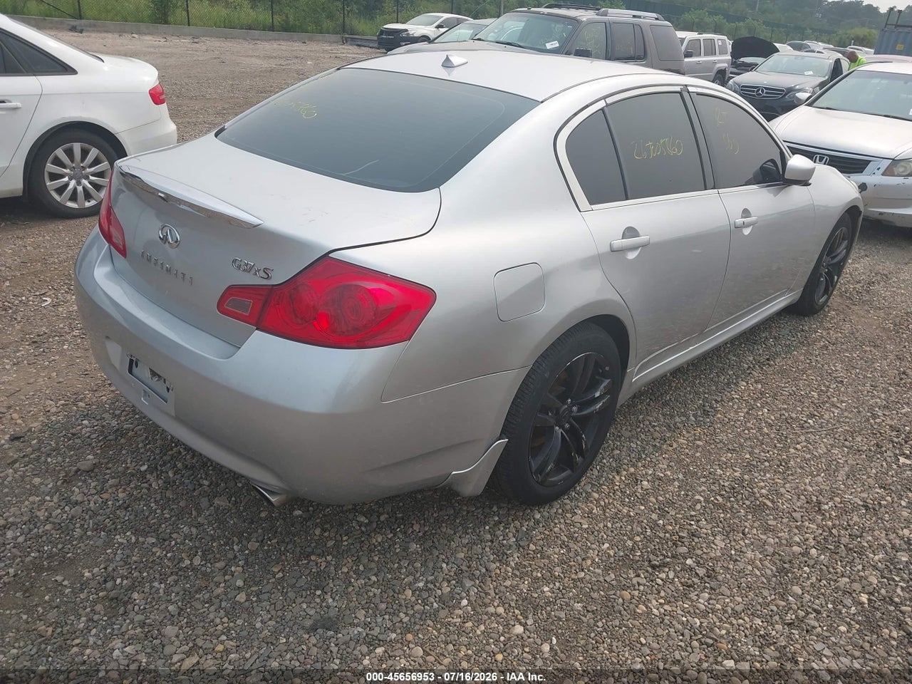 2009 INFINITI G37X · 4/10