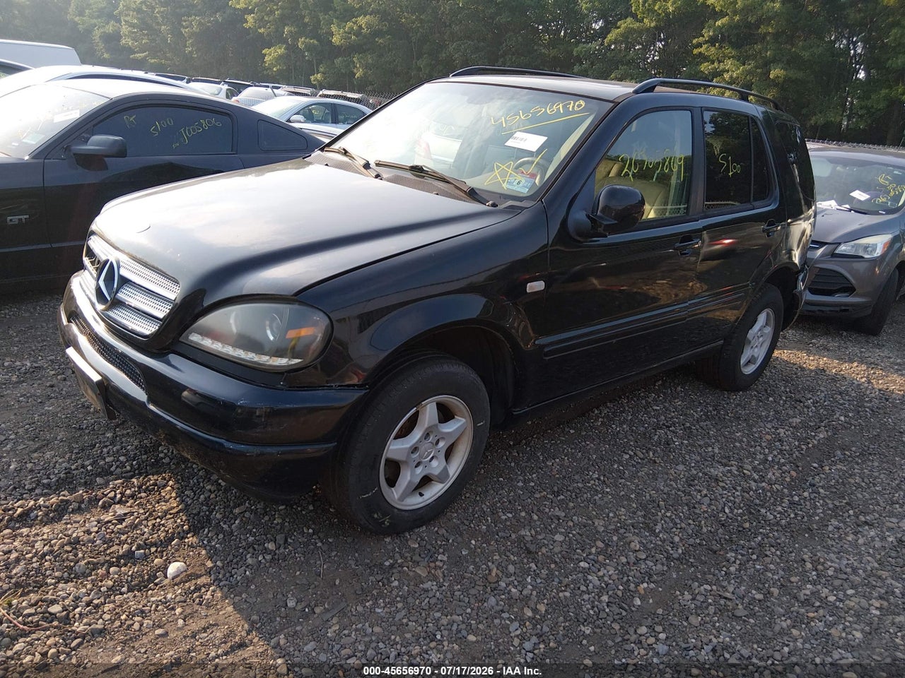 2001 MERCEDES-BENZ ML 320   · 2/10