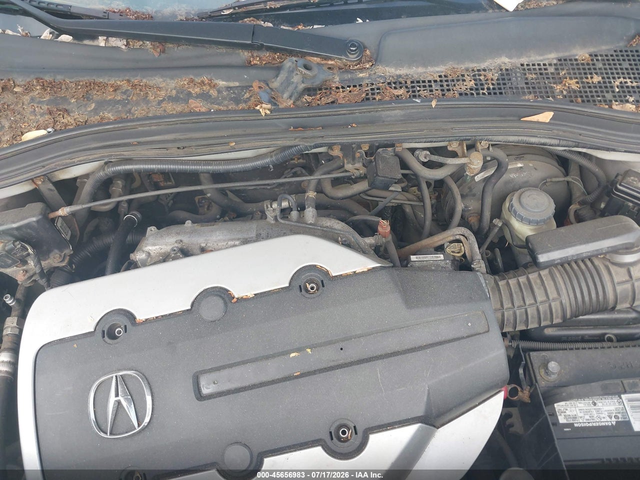 2HNYD18704H****** · 2004 ACURA MDX   · 10/10
