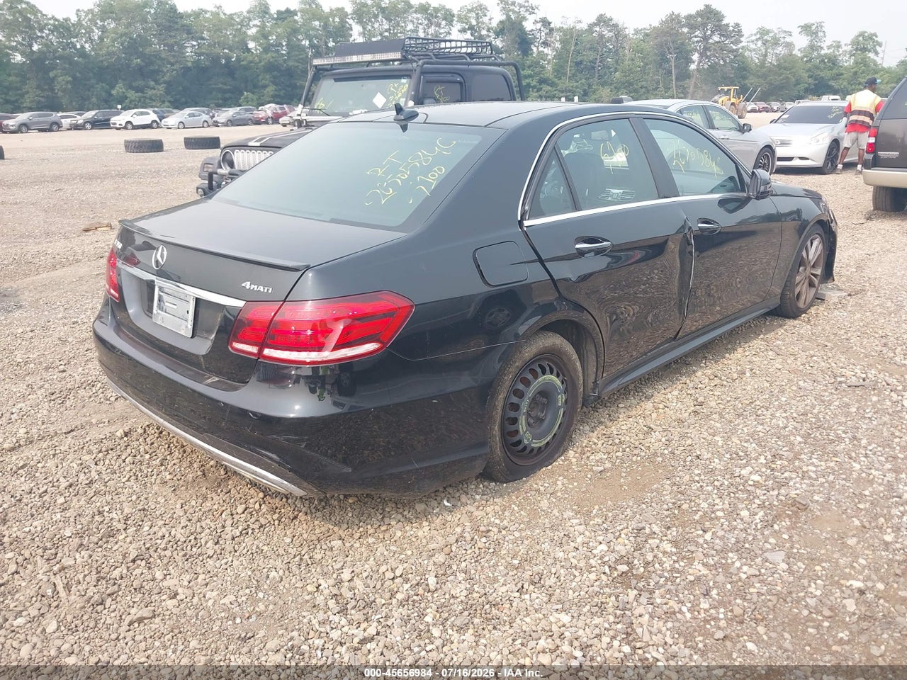 2016 MERCEDES-BENZ E 350 4MATIC · 4/10