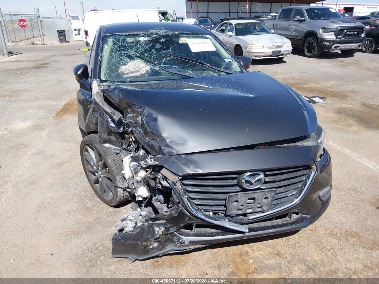 2018 MAZDA MAZDA3 TOURING · 6/11