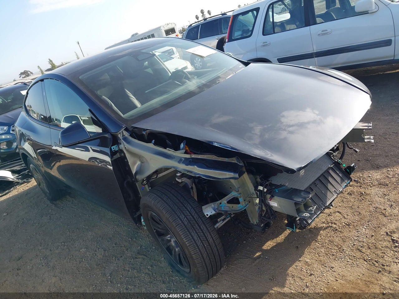 7SAYGDED1TA****** · 2026 TESLA MODEL Y PREMIUM REAR-WHEEL DRIVE/REAR-WHEEL DRIVE
