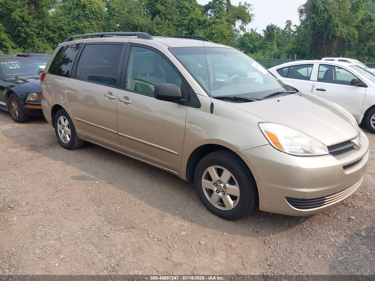 5TDZA23C75S****** · 2005 TOYOTA SIENNA LE