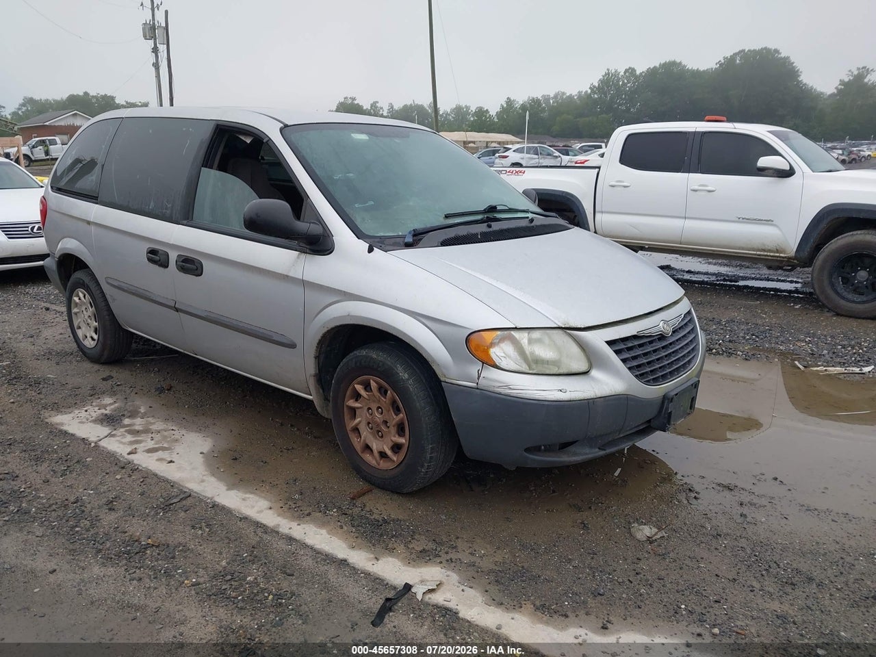 1C4GJ25B72B****** · 2002 CHRYSLER VOYAGER