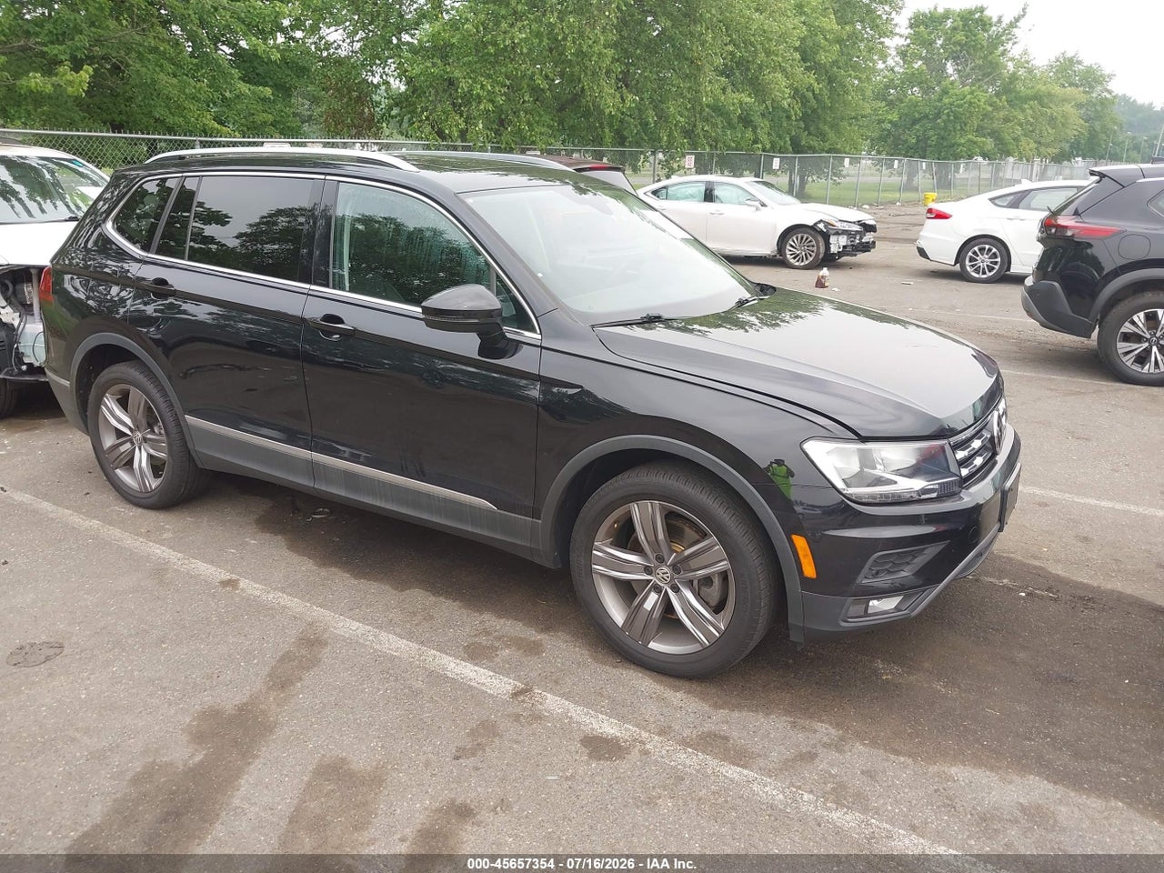 3VV2B7AX4MM****** · 2021 VOLKSWAGEN TIGUAN 2.0T SE/2.0T SE R-LINE BLACK/2.0T SEL