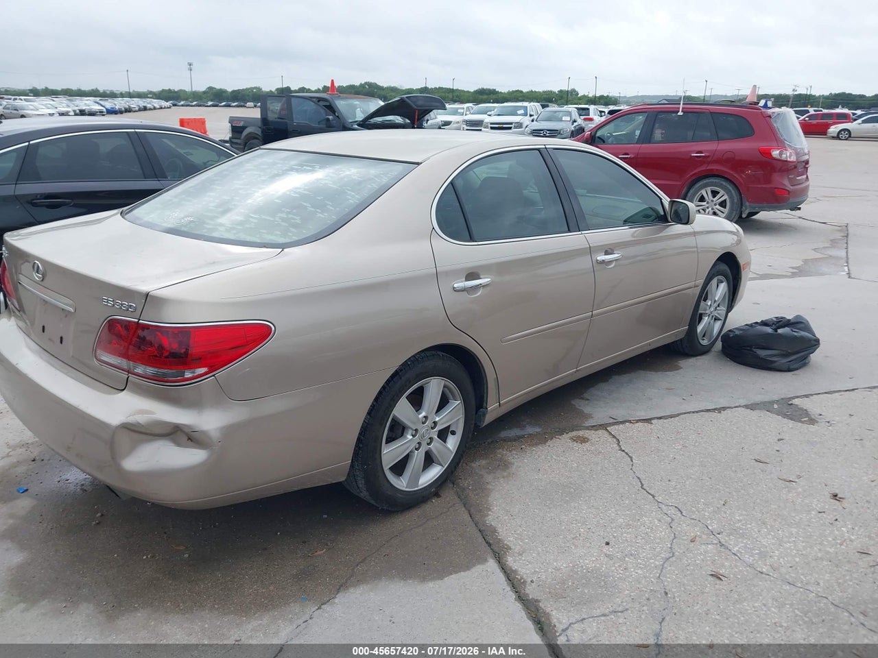 2005 LEXUS ES 330   · 4/11