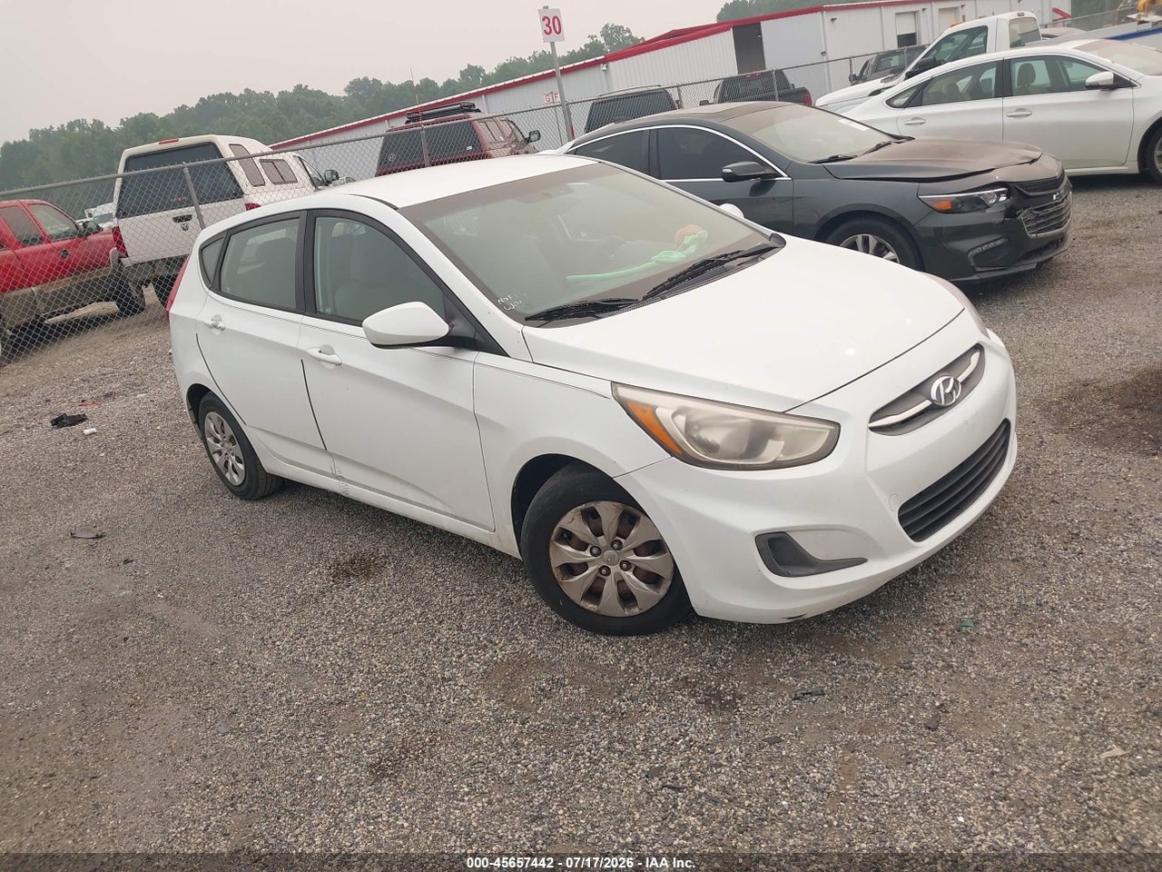 KMHCT5AE5HU****** · 2017 HYUNDAI ACCENT SE