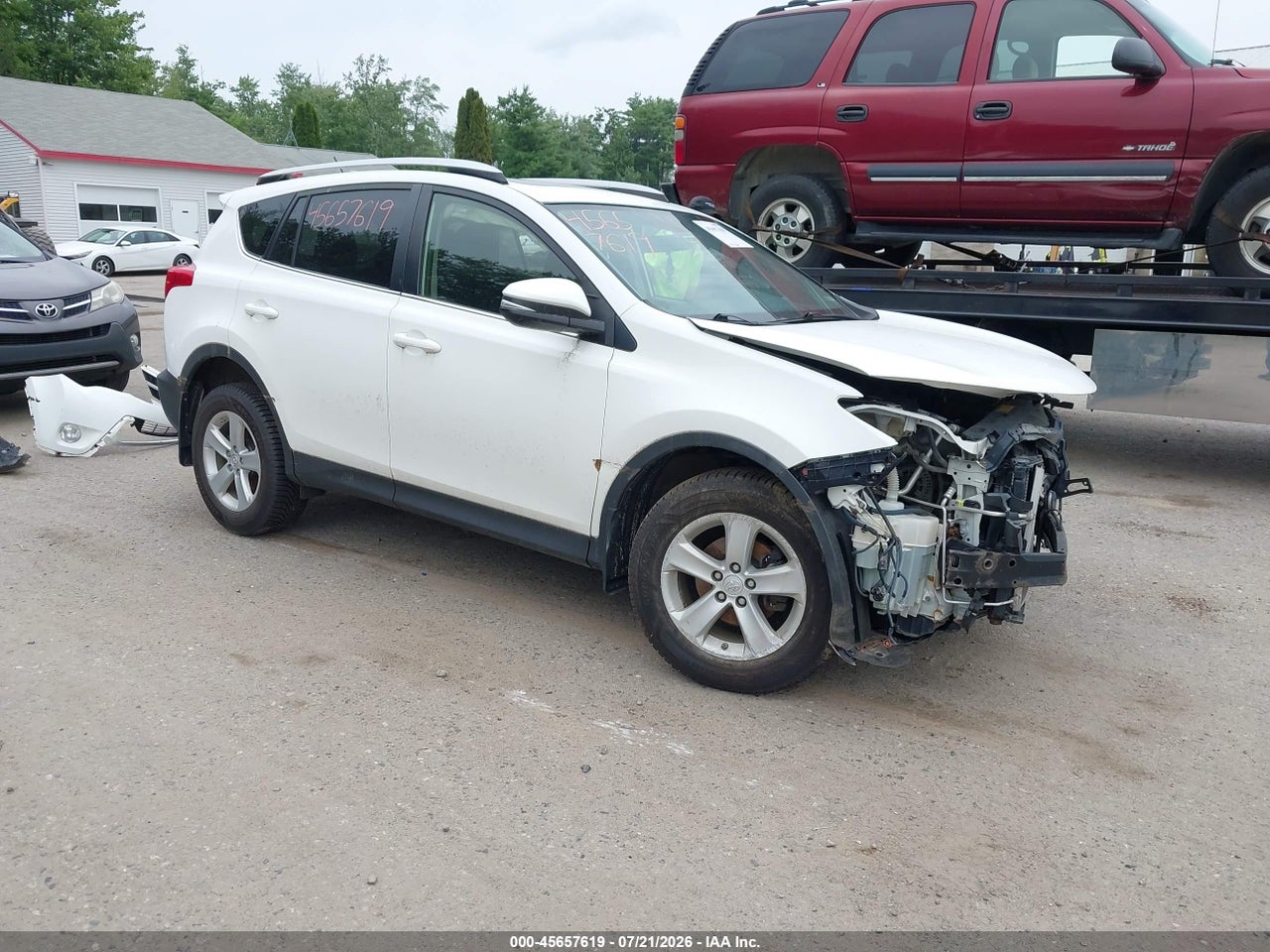 JTMRFREV7DD****** · 2013 TOYOTA RAV4 XLE