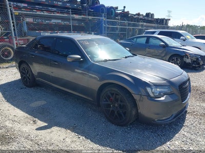 2C3CCABG2JH****** · 2018 CHRYSLER 300 300S