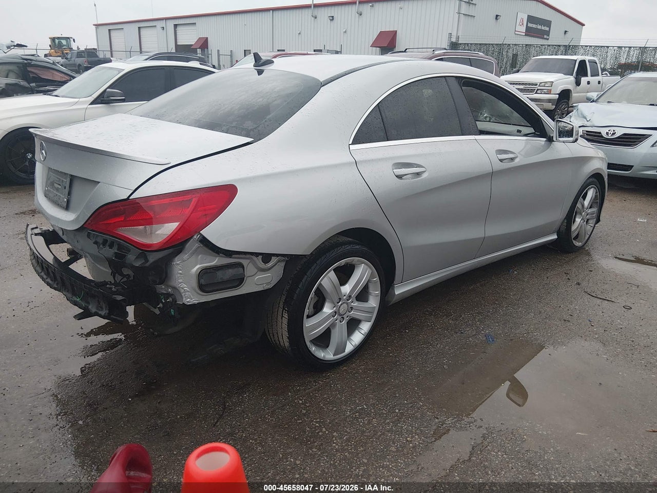 2017 MERCEDES-BENZ CLA 250   · 4/11