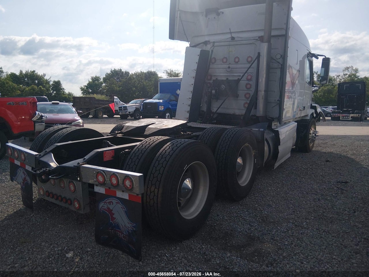 2014 VOLVO VN · 4/4