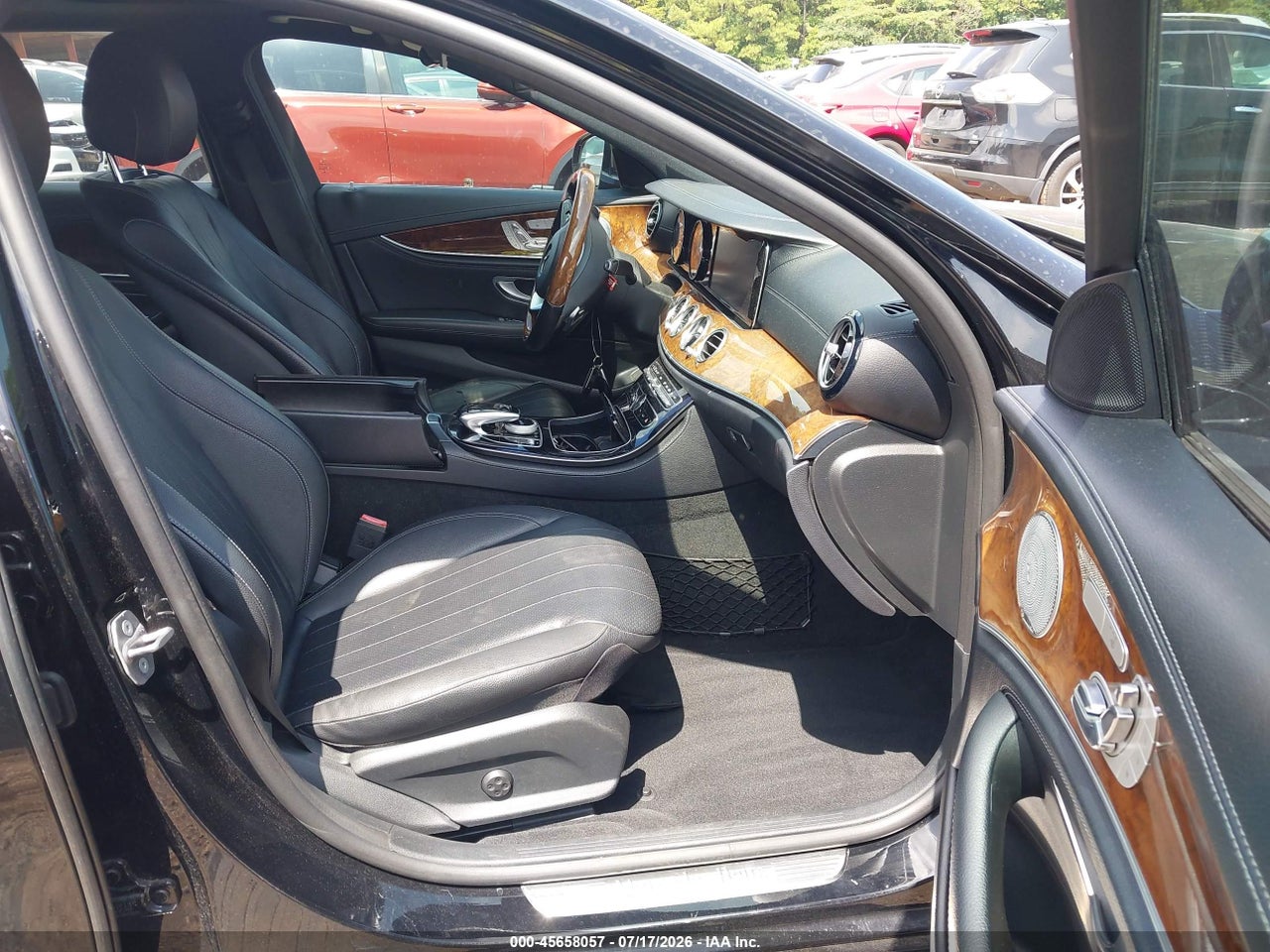2017 MERCEDES-BENZ E 300   · 5/11
