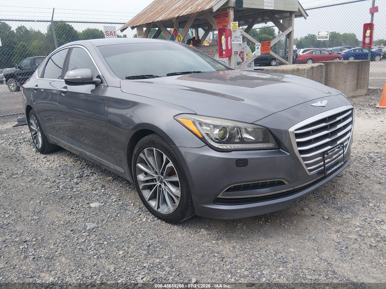 KMHGN4JE3FU****** · 2015 HYUNDAI GENESIS 3.8