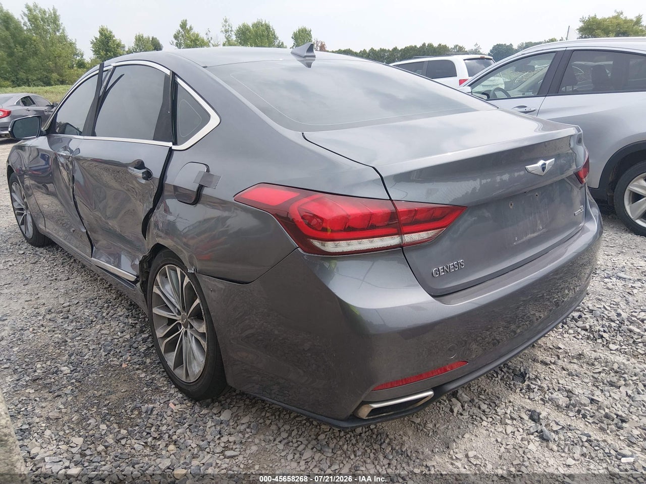 2015 HYUNDAI GENESIS 3.8 · 3/11