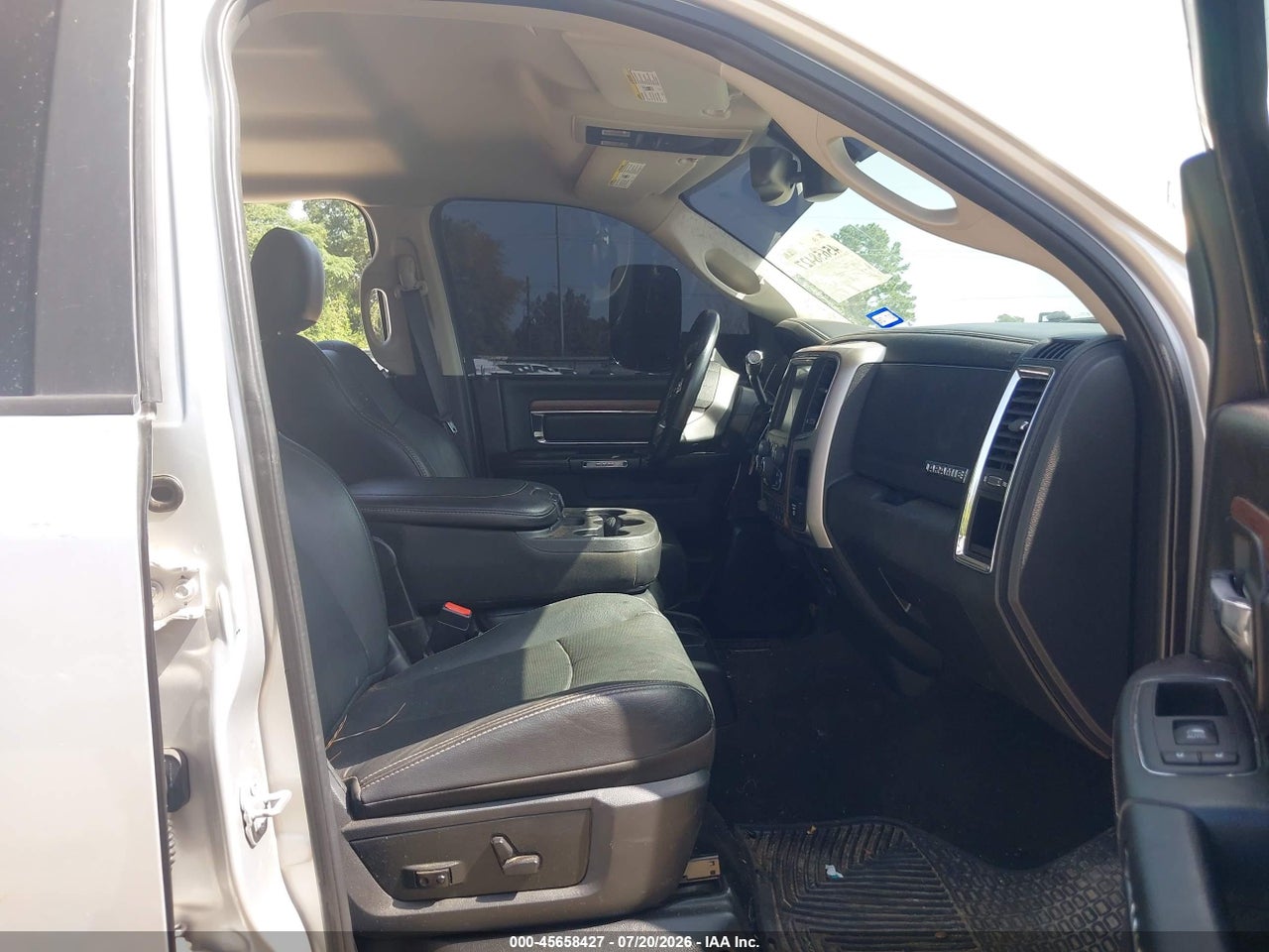 2017 RAM 2500 LARAMIE  4X4 6'4 BOX · 5/11