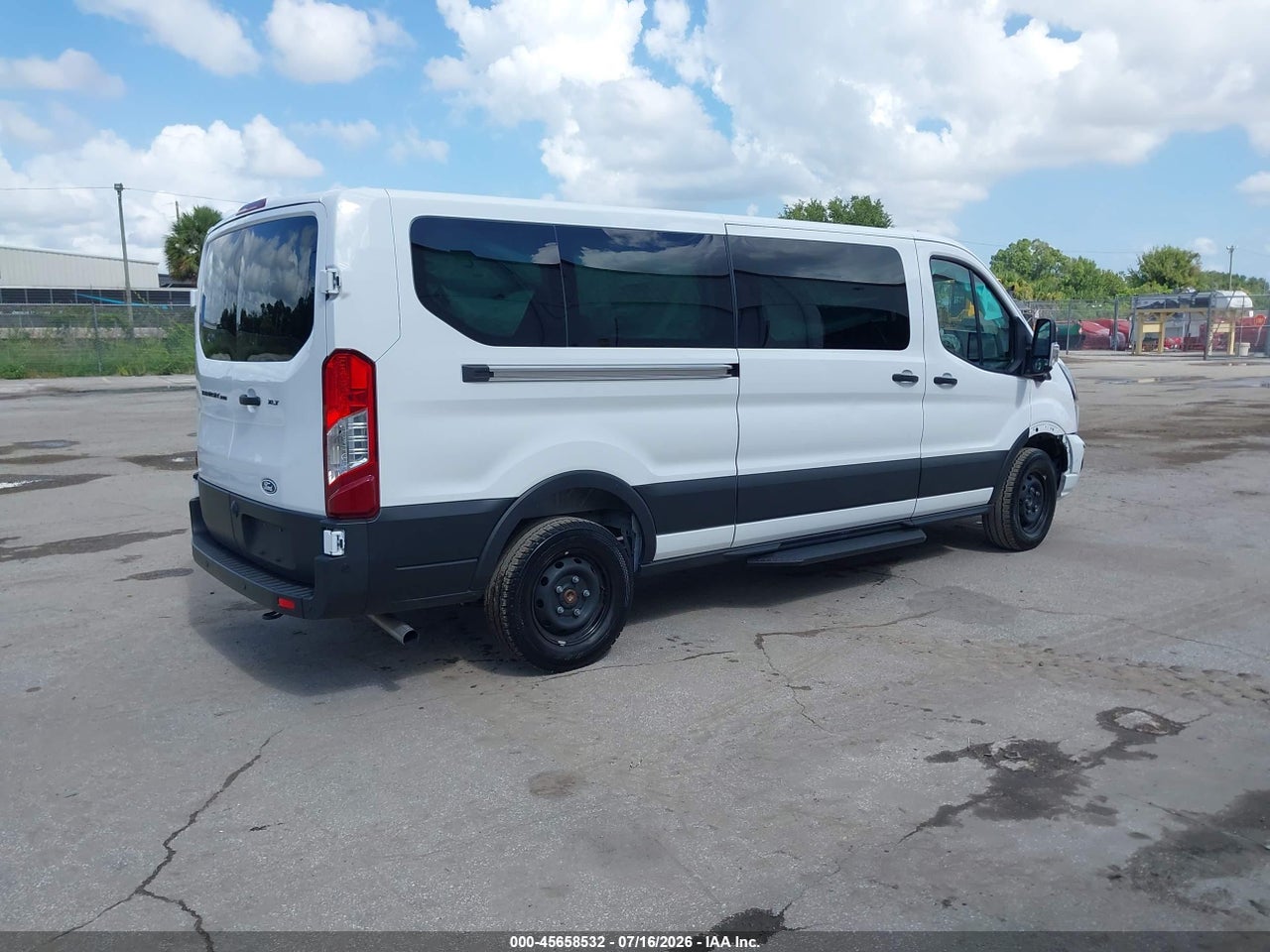 2026 FORD TRANSIT-350 PASSENGER VAN XLT · 4/11