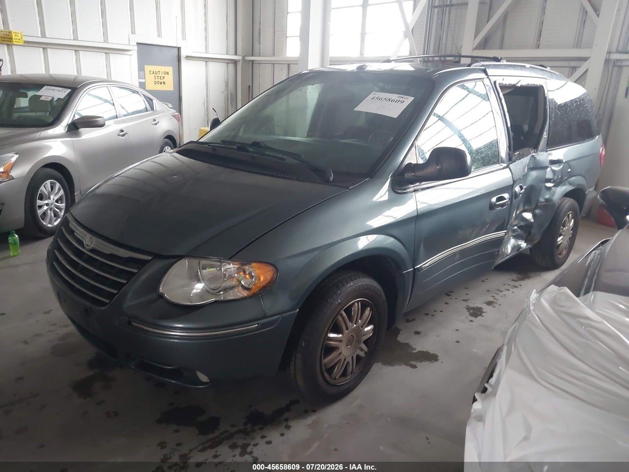 2007 CHRYSLER TOWN &amp; COUNTRY LIMITED · 2/11