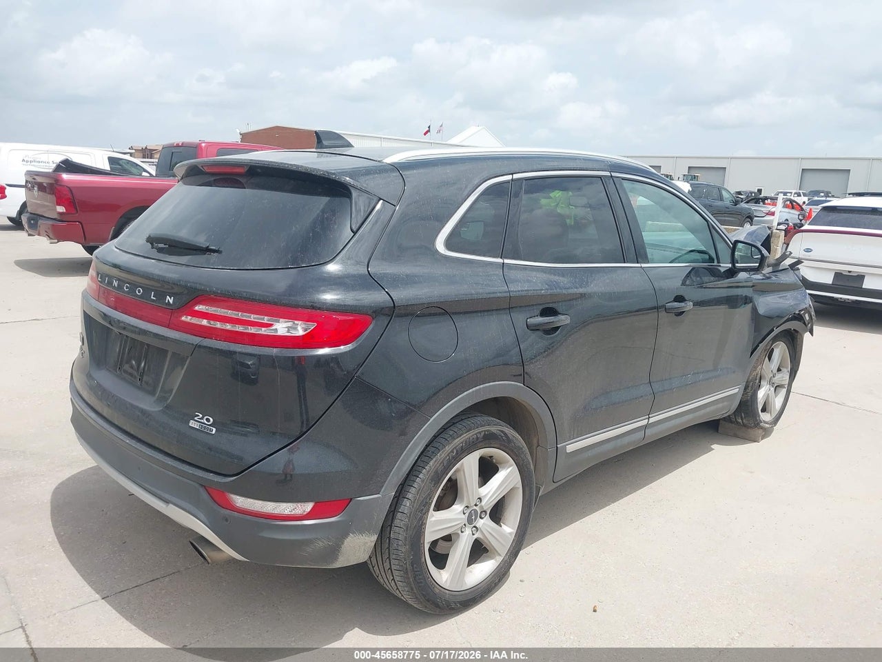 5LMCJ1A90FU****** · 2015 LINCOLN MKC · 4/11