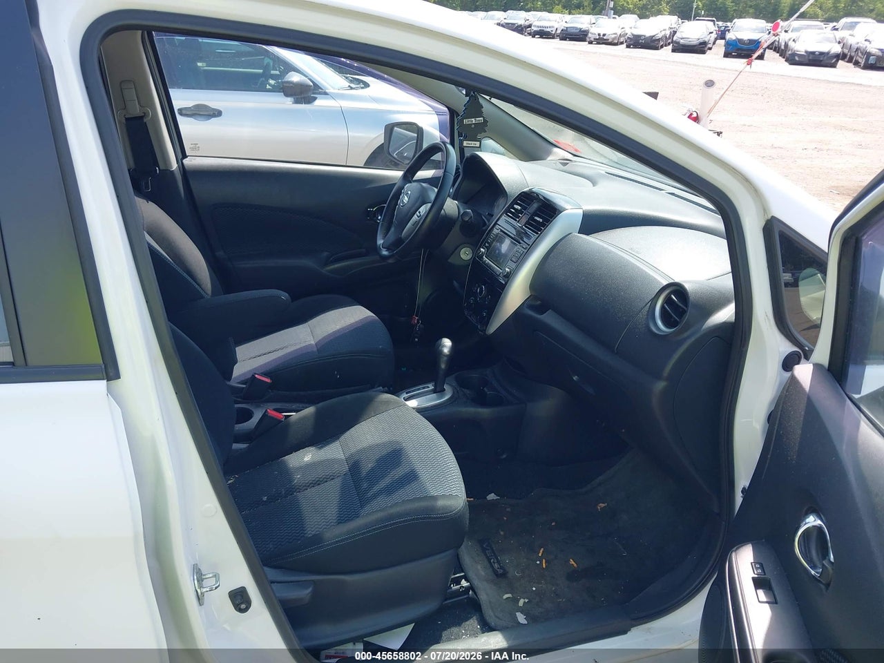 2016 NISSAN VERSA NOTE S (SR)/S PLUS/SL/SR/SV · 5/11