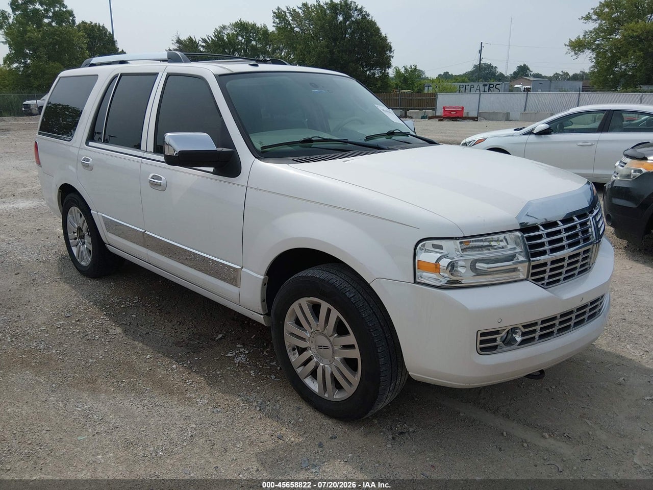 5LMJJ2J53BE****** · 2011 LINCOLN NAVIGATOR