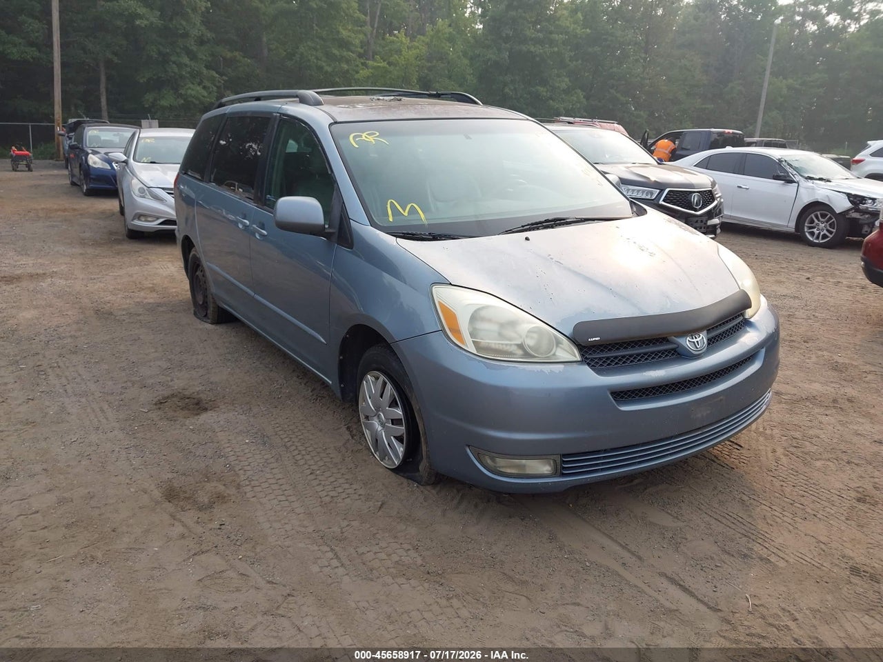 5TDZA22C24S****** · 2004 TOYOTA SIENNA XLE