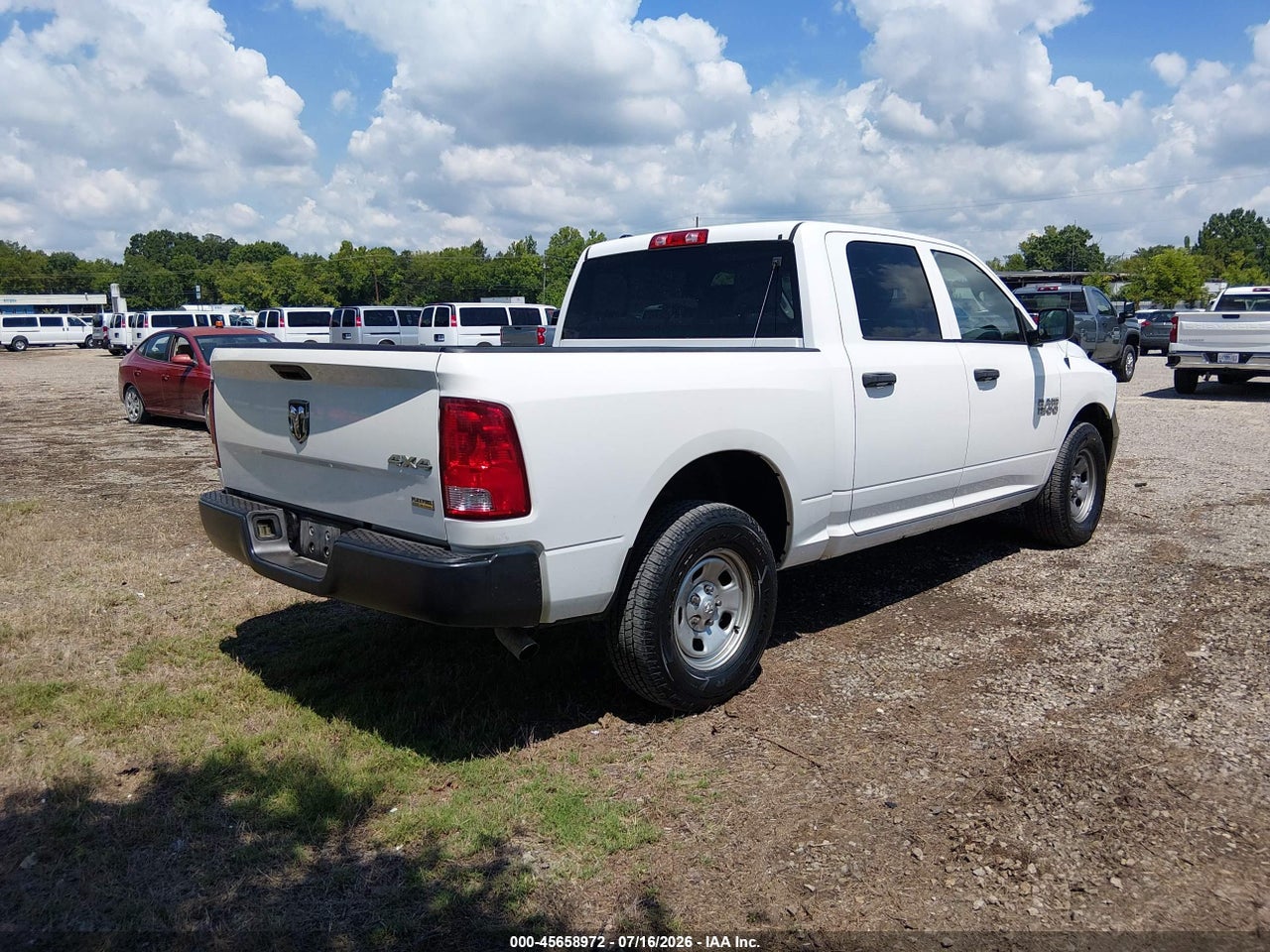 2018 RAM 1500 TRADESMAN  4X4 5'7 BOX · 4/11