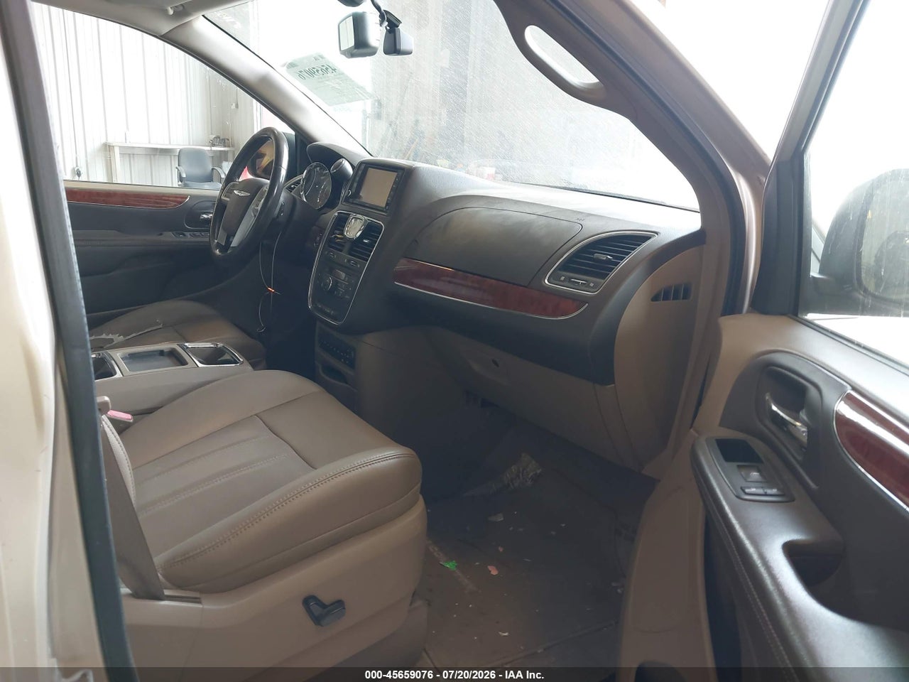 2013 CHRYSLER TOWN &amp; COUNTRY TOURING-L · 5/11