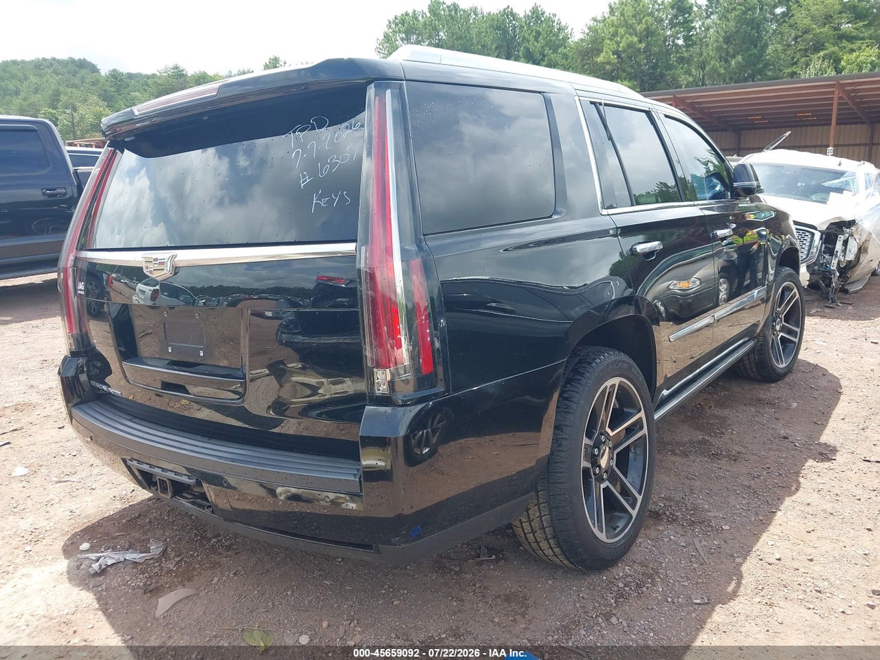 2016 CADILLAC ESCALADE PREMIUM COLLECTION · 4/11
