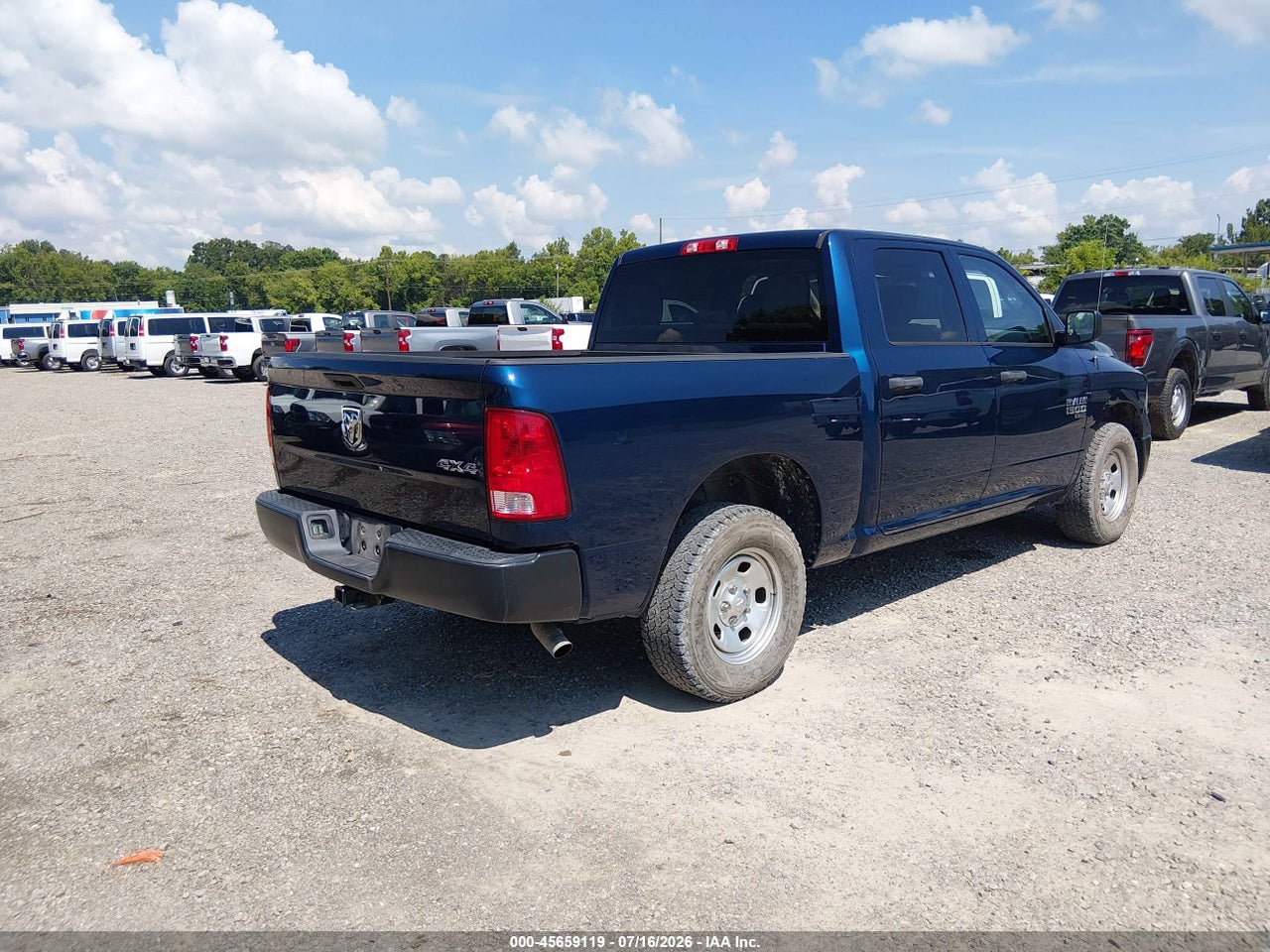 2020 RAM 1500 CLASSIC TRADESMAN  4X4 5'7 BOX · 4/11