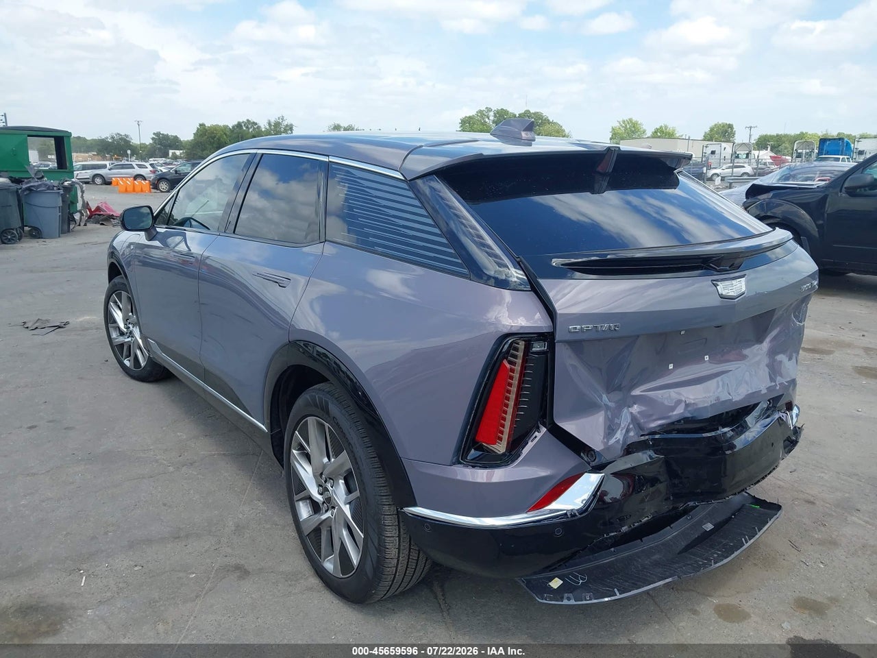 2025 CADILLAC OPTIQ LUXURY 1 AWD · 3/11