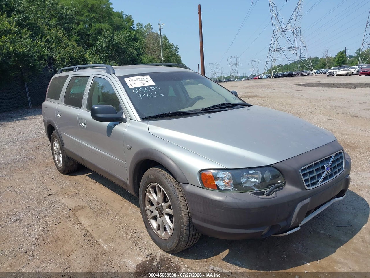 YV1SZ59H141****** · 2004 VOLVO XC70 2.5T