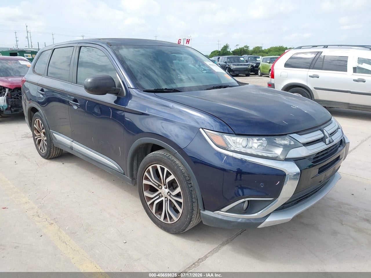 JA4AD2A30HZ****** · 2017 MITSUBISHI OUTLANDER ES