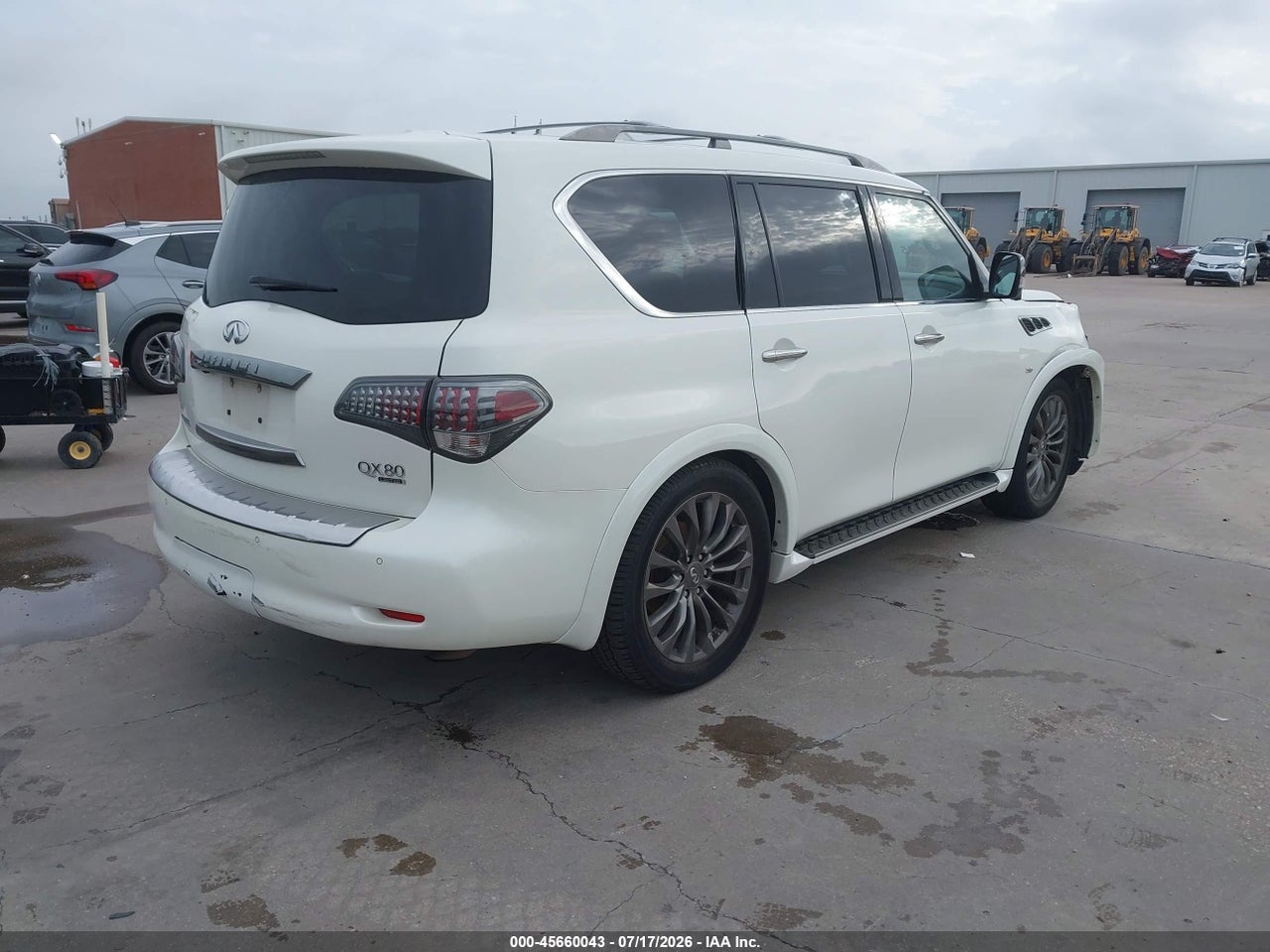 2015 INFINITI QX80 LIMITED · 4/11