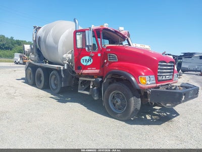 2006 MACK 700 CV700