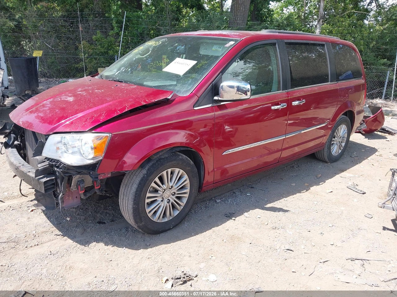 2016 CHRYSLER TOWN &amp; COUNTRY TOURING-L ANNIVERSARY EDITION · 2/11