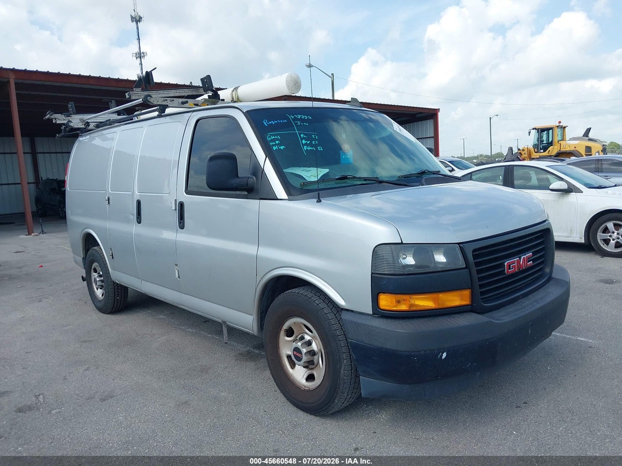 1GTW7AFG4J1****** · 2018 GMC SAVANA 2500 WORK VAN
